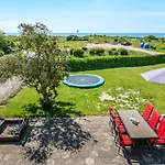 Сasa de vacaciones Emin - 100m From The Sea By Interhome *