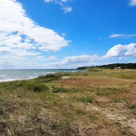 Holiday home Emin - 100m From The Sea In Funen By Interhome